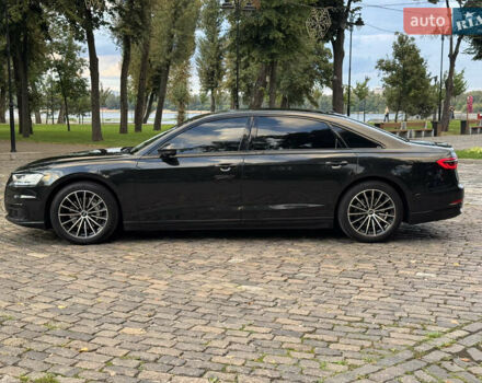 Серый Ауди А8, объемом двигателя 3 л и пробегом 206 тыс. км за 45700 $, фото 1 на Automoto.ua