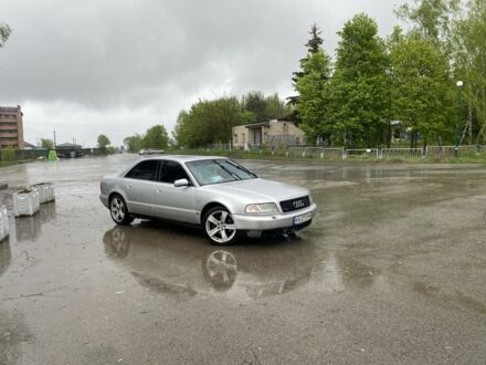 Сірий Ауді A8, об'ємом двигуна 4.2 л та пробігом 400 тис. км за 5500 $, фото 1 на Automoto.ua