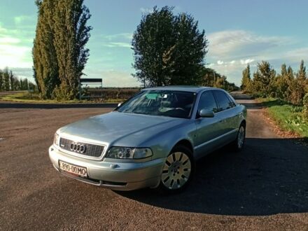 Серый Ауди А8, объемом двигателя 3.7 л и пробегом 370 тыс. км за 3500 $, фото 1 на Automoto.ua