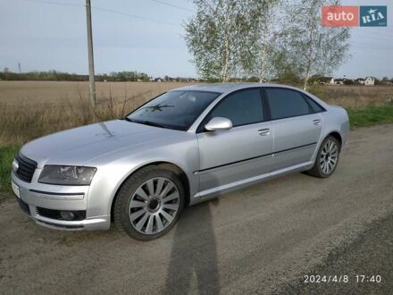 Ауді A8 2004 у Харкові на Automoto.ua Сірий Ауді A8, об'ємом двигуна 0 л та пробігом 400 тис. км за 9000 $, фото 1 на Automoto.ua
