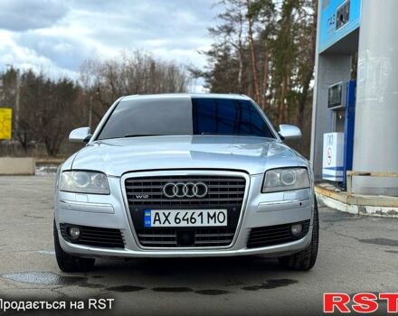 Серый Ауди А8, объемом двигателя 6 л и пробегом 165 тыс. км за 8000 $, фото 1 на Automoto.ua
