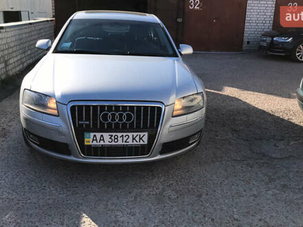 Ауди А8 2006 в Киеве на Automoto.ua Серый Ауди А8, объемом двигателя 4.2 л и пробегом 230 тыс. км за 10500 $, фото 1 на Automoto.ua