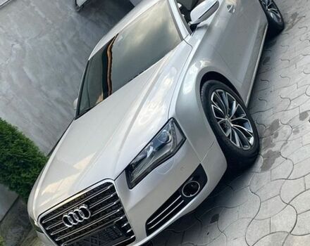 Сірий Ауді A8, об'ємом двигуна 3 л та пробігом 350 тис. км за 18500 $, фото 1 на Automoto.ua