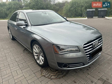 Ауді A8 2013 у Києві на Automoto.ua Сірий Ауді A8, об'ємом двигуна 3 л та пробігом 198 тис. км за 19999 $, фото 1 на Automoto.ua