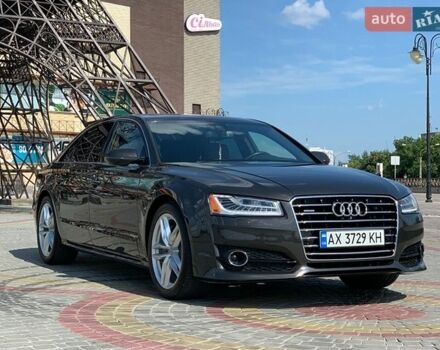 Серый Ауди А8, объемом двигателя 3 л и пробегом 115 тыс. км за 35000 $, фото 1 на Automoto.ua