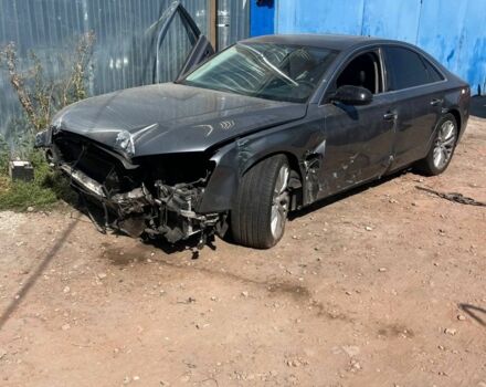 Серый Ауди А8, объемом двигателя 0 л и пробегом 100 тыс. км за 240 $, фото 1 на Automoto.ua