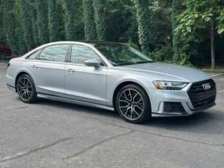 Серый Ауди А8, объемом двигателя 4 л и пробегом 49 тыс. км за 26000 $, фото 1 на Automoto.ua