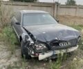 Синий Ауди А8, объемом двигателя 3.7 л и пробегом 300 тыс. км за 1808 $, фото 1 на Automoto.ua