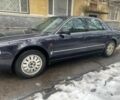 Синій Ауді A8, об'ємом двигуна 3.7 л та пробігом 308 тис. км за 3200 $, фото 1 на Automoto.ua