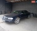 Синий Ауди А8, объемом двигателя 3.7 л и пробегом 300 тыс. км за 2800 $, фото 2 на Automoto.ua