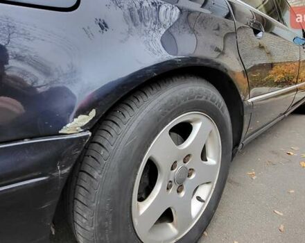 Синий Ауди А8, объемом двигателя 4.2 л и пробегом 232 тыс. км за 6100 $, фото 5 на Automoto.ua