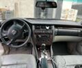 Синий Ауди А8, объемом двигателя 2.5 л и пробегом 300 тыс. км за 3500 $, фото 5 на Automoto.ua