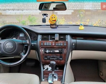 Синий Ауди А8, объемом двигателя 4.2 л и пробегом 232 тыс. км за 6100 $, фото 9 на Automoto.ua