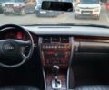Синий Ауди А8, объемом двигателя 4.2 л и пробегом 330 тыс. км за 4200 $, фото 25 на Automoto.ua