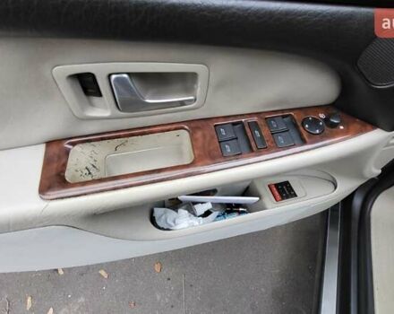 Синий Ауди А8, объемом двигателя 4.2 л и пробегом 232 тыс. км за 6100 $, фото 4 на Automoto.ua