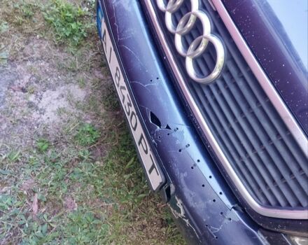 Синий Ауди А8, объемом двигателя 2.5 л и пробегом 430 тыс. км за 2300 $, фото 4 на Automoto.ua