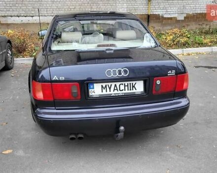 Синий Ауди А8, объемом двигателя 4.2 л и пробегом 232 тыс. км за 6100 $, фото 11 на Automoto.ua