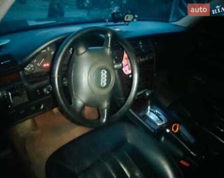 Синий Ауди А8, объемом двигателя 3.7 л и пробегом 273 тыс. км за 5200 $, фото 2 на Automoto.ua