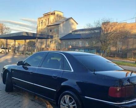 Синий Ауди А8, объемом двигателя 2.5 л и пробегом 550 тыс. км за 4800 $, фото 3 на Automoto.ua