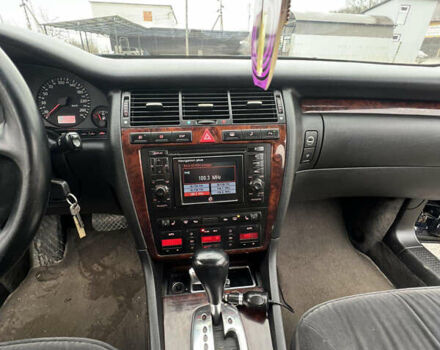 Синій Ауді A8, об'ємом двигуна 2.5 л та пробігом 328 тис. км за 3100 $, фото 12 на Automoto.ua