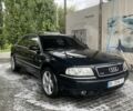 Синий Ауди А8, объемом двигателя 4.2 л и пробегом 325 тыс. км за 5500 $, фото 1 на Automoto.ua