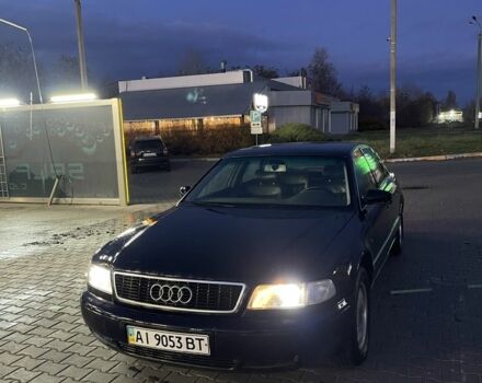 Синий Ауди А8, объемом двигателя 3.7 л и пробегом 320 тыс. км за 2100 $, фото 1 на Automoto.ua