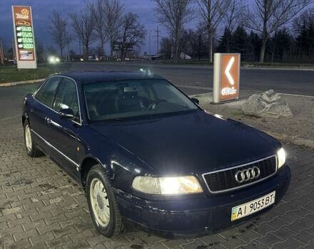 Синий Ауди А8, объемом двигателя 3.7 л и пробегом 320 тыс. км за 2100 $, фото 5 на Automoto.ua