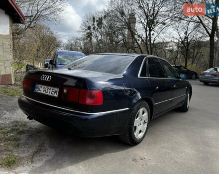 Синий Ауди А8, объемом двигателя 2.5 л и пробегом 387 тыс. км за 4900 $, фото 1 на Automoto.ua