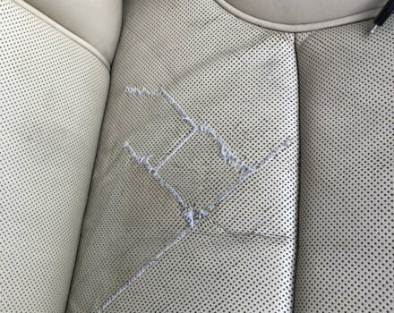 Синий Ауди А8, объемом двигателя 4 л и пробегом 450 тыс. км за 7500 $, фото 20 на Automoto.ua