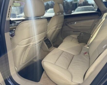 Синий Ауди А8, объемом двигателя 3.9 л и пробегом 450 тыс. км за 7300 $, фото 4 на Automoto.ua