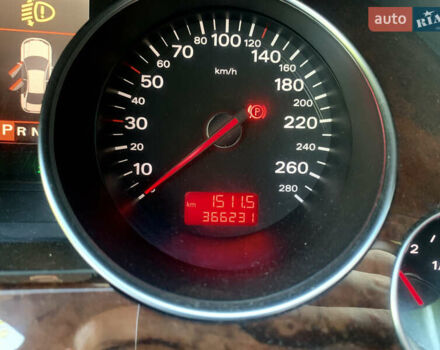 Синий Ауди А8, объемом двигателя 4.2 л и пробегом 366 тыс. км за 7800 $, фото 27 на Automoto.ua