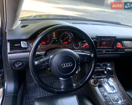Синий Ауди А8, объемом двигателя 4.2 л и пробегом 366 тыс. км за 7800 $, фото 20 на Automoto.ua