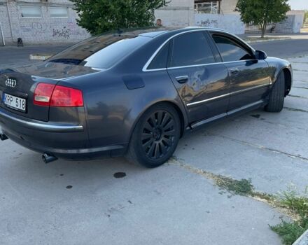 Синий Ауди А8, объемом двигателя 4 л и пробегом 400 тыс. км за 5500 $, фото 3 на Automoto.ua