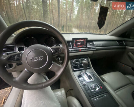 Синій Ауді A8, об'ємом двигуна 3 л та пробігом 328 тис. км за 9000 $, фото 8 на Automoto.ua