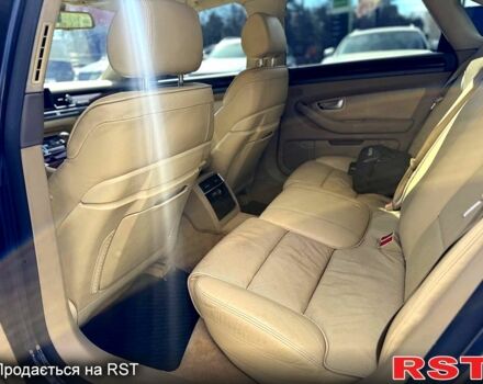 Синий Ауди А8, объемом двигателя 3.9 л и пробегом 450 тыс. км за 7000 $, фото 6 на Automoto.ua