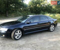Синий Ауди А8, объемом двигателя 4 л и пробегом 450 тыс. км за 7500 $, фото 1 на Automoto.ua