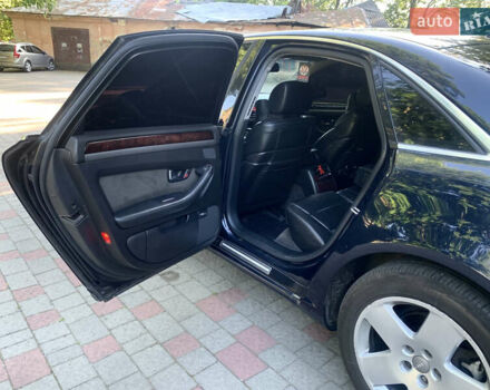 Синий Ауди А8, объемом двигателя 4.2 л и пробегом 366 тыс. км за 7800 $, фото 31 на Automoto.ua