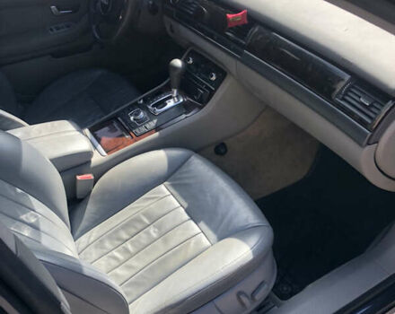 Синий Ауди А8, объемом двигателя 3 л и пробегом 319 тыс. км за 5900 $, фото 42 на Automoto.ua