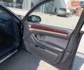 Синий Ауди А8, объемом двигателя 3.94 л и пробегом 285 тыс. км за 8200 $, фото 24 на Automoto.ua