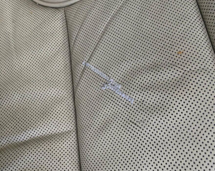 Синий Ауди А8, объемом двигателя 4 л и пробегом 450 тыс. км за 7500 $, фото 22 на Automoto.ua