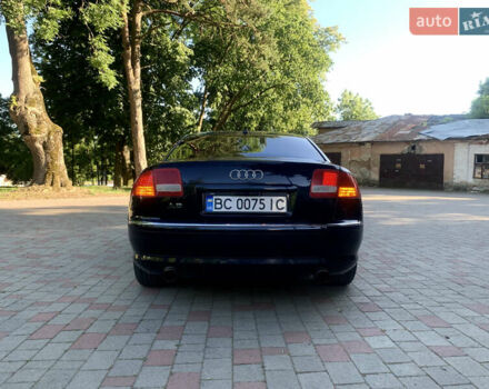 Синий Ауди А8, объемом двигателя 4.2 л и пробегом 366 тыс. км за 8500 $, фото 7 на Automoto.ua