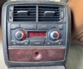 Синий Ауди А8, объемом двигателя 4.2 л и пробегом 221 тыс. км за 6501 $, фото 19 на Automoto.ua