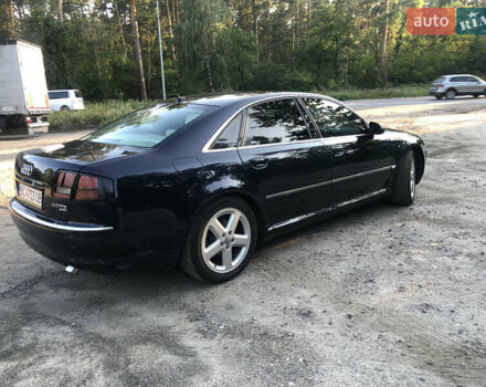 Синий Ауди А8, объемом двигателя 4 л и пробегом 450 тыс. км за 7500 $, фото 5 на Automoto.ua