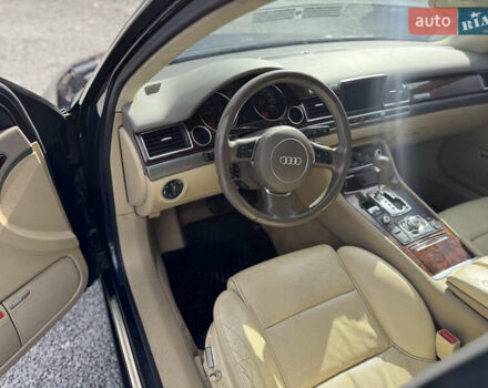 Синий Ауди А8, объемом двигателя 4 л и пробегом 450 тыс. км за 7500 $, фото 35 на Automoto.ua