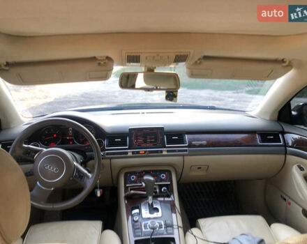 Синий Ауди А8, объемом двигателя 4 л и пробегом 450 тыс. км за 7500 $, фото 26 на Automoto.ua