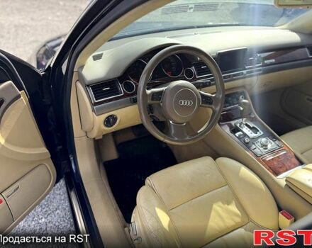 Синий Ауди А8, объемом двигателя 3.9 л и пробегом 450 тыс. км за 7000 $, фото 3 на Automoto.ua