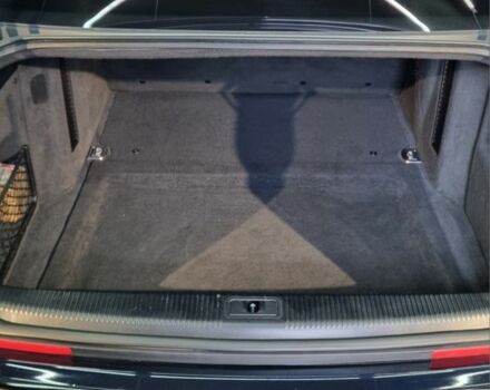 Синий Ауди А8, объемом двигателя 4.2 л и пробегом 340 тыс. км за 10300 $, фото 13 на Automoto.ua