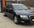 Синий Ауди А8, объемом двигателя 3 л и пробегом 305 тыс. км за 8500 $, фото 1 на Automoto.ua