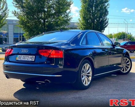 Синий Ауди А8, объемом двигателя 4.2 л и пробегом 213 тыс. км за 18500 $, фото 1 на Automoto.ua
