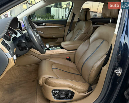 Синий Ауди А8, объемом двигателя 6.3 л и пробегом 170 тыс. км за 16900 $, фото 4 на Automoto.ua
